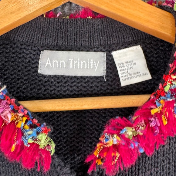 Ann Trinity Womens L Black Cardigan Sweater Boho‎ Embroidered Fringe Whimsigoth - Picture 3 of 11